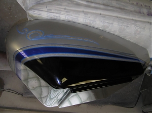 Harley Davidson / privesny vozik / airbrush/ pinstriping / linky/ stribro