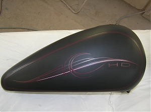 Harley Davidson / cerna mat / pinstriping / grafika