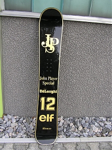 snowboard / jps / john player special / zlaceni / gold leaf/ design