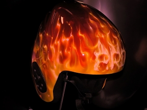 Lyzarska helma / realny ohen / true fire / airbrush