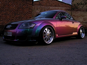 Audi TT flip flop green to purple
