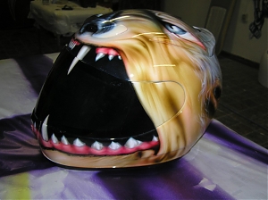 Motocyklova helma / street fighter / airbrush / vlkodlak